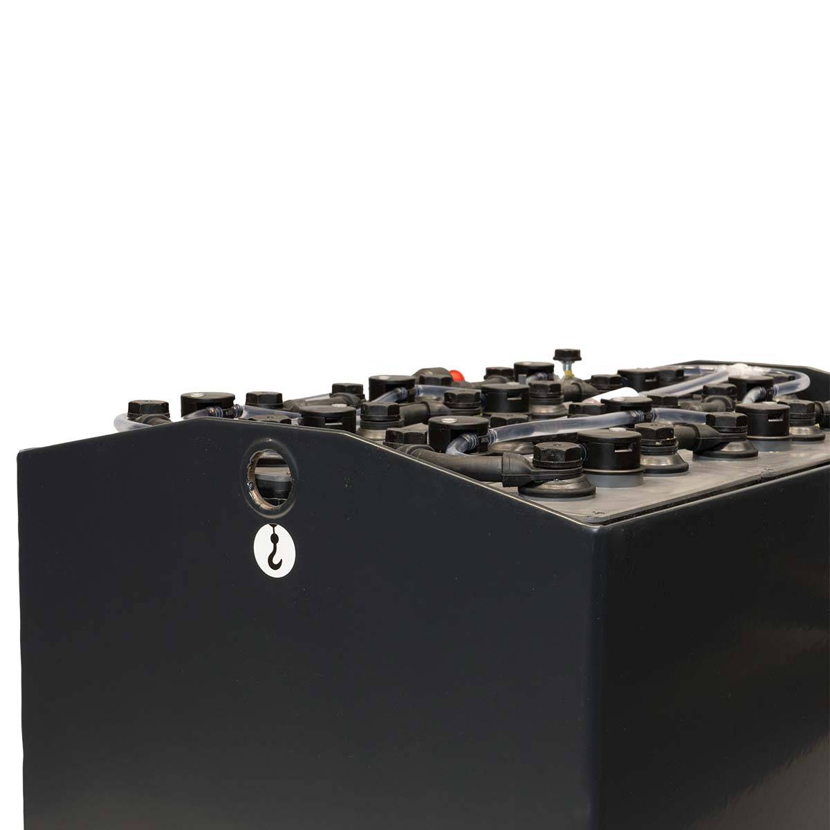 24V Heftruckbatterij 5 PzS 300 Ah (615 * 416 * 376mm L/B/H) Trog 40883700 inclusief Aquamatik van Q-Batteries