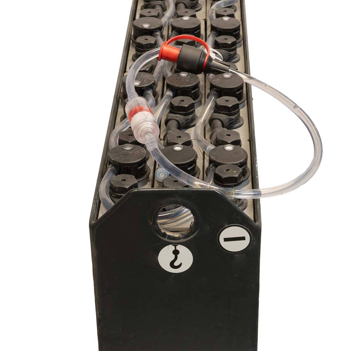 24V Heftruckbatterij 2 PzB 150 Ah (650 * 145 * 561mm L/B/H) Trog 57034107 inclusief Aquamatik van Q-Batteries